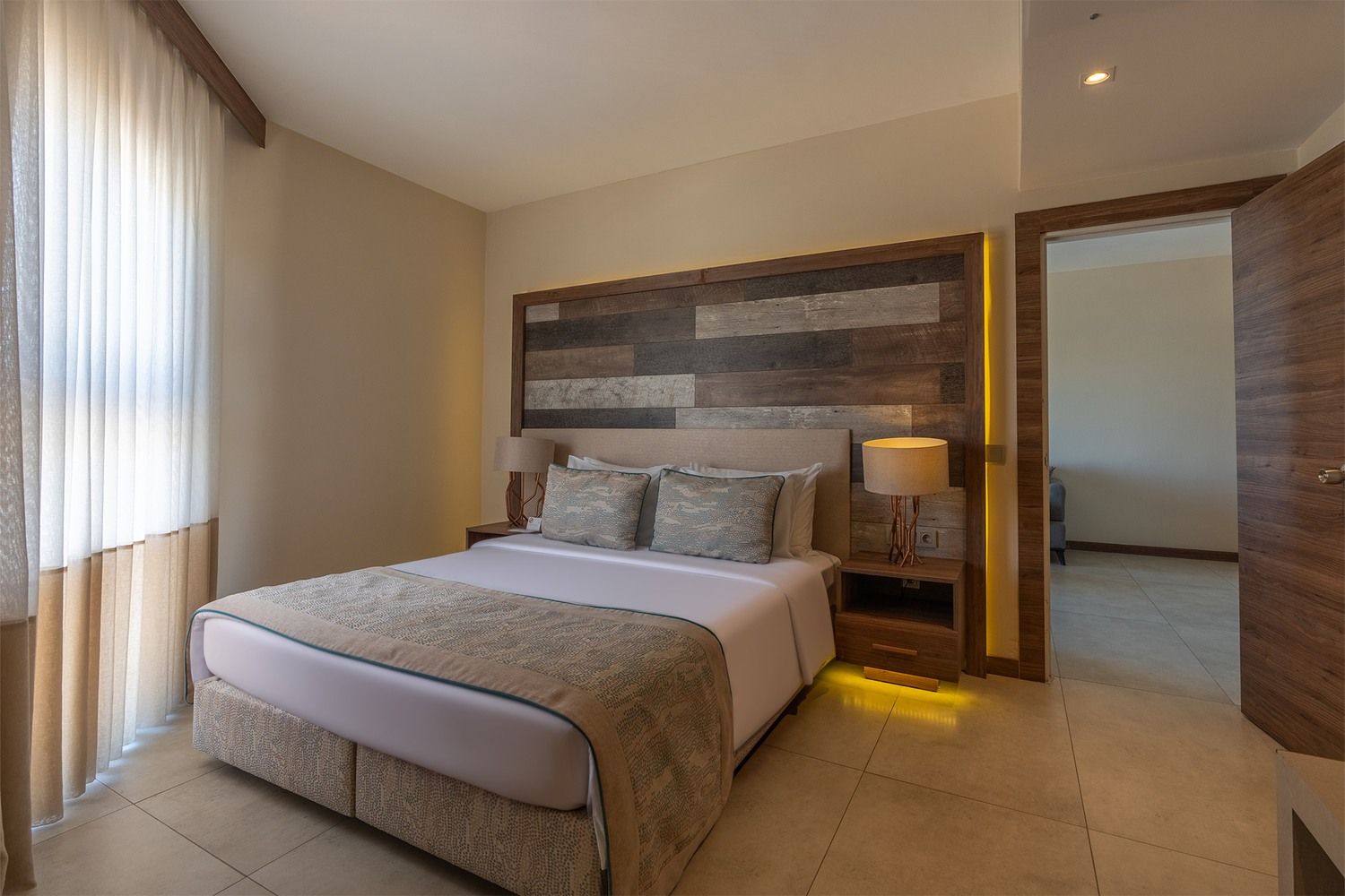 Economy room